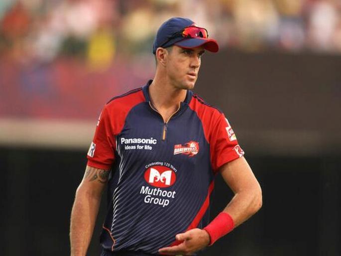 England players were jealous of Kevin Pietersen's massive IPL deal says Michael Vaughan | आयपीएल करारामुळे पीटरसनवर जळायचे इंग्लिश क्रिकेटपटू- मायकल वॉन