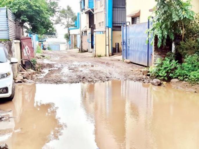 A three-year-old boy died after falling into a pit containing rainwater, an incident in Bhosari | पावसाचे पाणी साचलेल्या खड्ड्यात पडून तीन वर्षीय चिमुरड्याचा मृत्यू, भोसरीतील घटना A three-year-old boy died after falling into a pit containing rainwater, an incident in Bhosari | पावसाचे पाणी साचलेल्या खड्ड्यात पडून तीन वर्षीय चिमुरड्याचा मृत्यू, भोसरीतील घटना