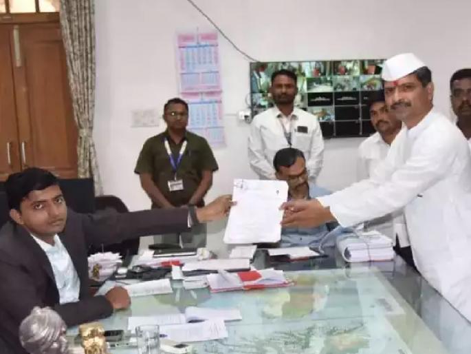 Former Congress National Secretary Bajirao Khade suspended from Congress party for six years | ‘शाहू छत्रपती’च्या विरोधातील बंडखोरी भोवली; बाजीराव खाडे काँग्रेसमधून सहा वर्षासाठी निलंबीत Former Congress National Secretary Bajirao Khade suspended from Congress party for six years | ‘शाहू छत्रपती’च्या विरोधातील बंडखोरी भोवली; बाजीराव खाडे काँग्रेसमधून सहा वर्षासाठी निलंबीत