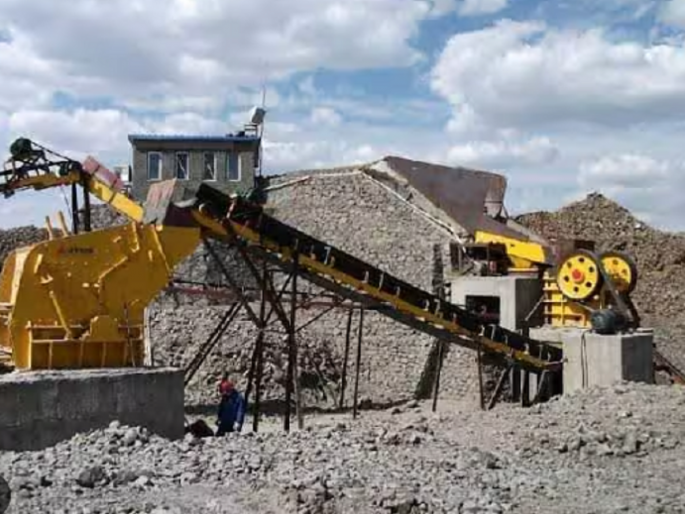 Latur District Exceeds Revenue Target; Highest revenue recovery of 103 percent from minor mineral | लातूर जिल्ह्याने महसूल उद्दीष्ट ओलांडले; गौण खनिजमधून सर्वाधिक १०३ टक्के वसूली Latur District Exceeds Revenue Target; Highest revenue recovery of 103 percent from minor mineral | लातूर जिल्ह्याने महसूल उद्दीष्ट ओलांडले; गौण खनिजमधून सर्वाधिक १०३ टक्के वसूली