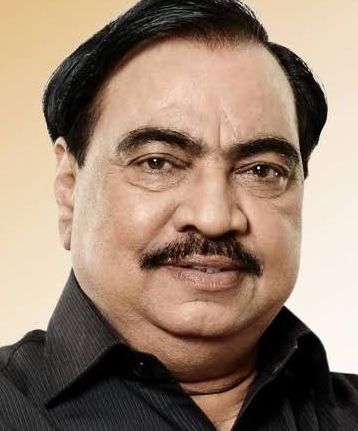 Hearts were not matched in the lead up to development .. | महाविकास आघाडीत मने जुळली नव्हती..  Hearts were not matched in the lead up to development .. | महाविकास आघाडीत मने जुळली नव्हती..