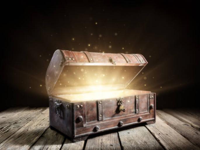 The child got the treasure hidden by the father, along with the 'this' experience! | वडिलांनी लपवलेला खजिना मुलाला मिळाला, सोबत मिळाला 'हा' अनुभव! The child got the treasure hidden by the father, along with the 'this' experience! | वडिलांनी लपवलेला खजिना मुलाला मिळाला, सोबत मिळाला 'हा' अनुभव!