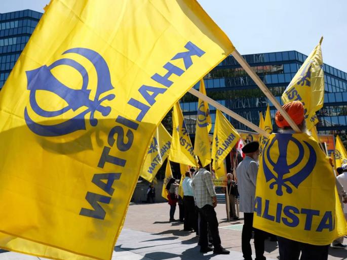 India's independence is causing trouble for Khalistanis; creating chaos on the streets of Australia | भारताच्या स्वातंत्र्याने खलिस्तान्यांना होतोय त्रास; ऑस्ट्रेलियाच्या रस्त्यांवर गोंधळ घातला India's independence is causing trouble for Khalistanis; creating chaos on the streets of Australia | भारताच्या स्वातंत्र्याने खलिस्तान्यांना होतोय त्रास; ऑस्ट्रेलियाच्या रस्त्यांवर गोंधळ घातला