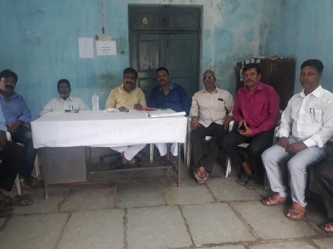 Khamgaon municipality employees union association dispute! | खामगाव नगर पालिका कर्मचारी संघटनेतील वाद शिगेला!  Khamgaon municipality employees union association dispute! | खामगाव नगर पालिका कर्मचारी संघटनेतील वाद शिगेला!
