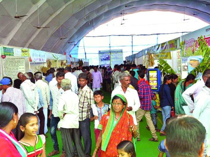 # Khamgaon Krishi Mahotsav: Farmers fall in love with modern farming technology! | #खामगाव कृषी महोत्सव : शेतकर्यांना पडली आधुनिक शेती तंत्रज्ञानाची भुरळ! # Khamgaon Krishi Mahotsav: Farmers fall in love with modern farming technology! | #खामगाव कृषी महोत्सव : शेतकर्यांना पडली आधुनिक शेती तंत्रज्ञानाची भुरळ!