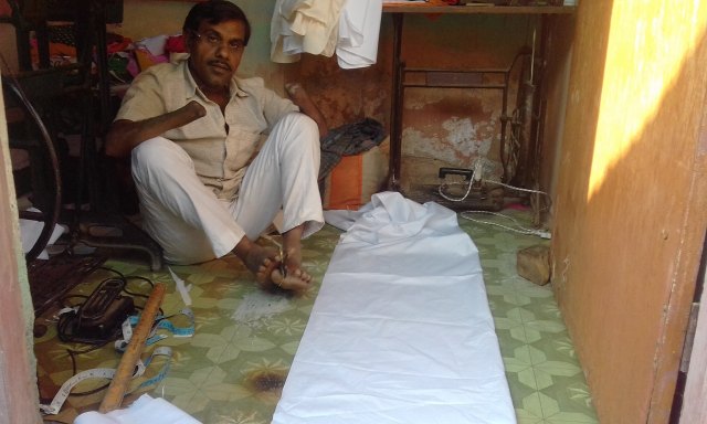 'Divyang', who 'defeat the destiny' | ‘जिद्दी’ च्या अंगाने नियतीला लोळविणारा ‘दिव्यांग’ 'Divyang', who 'defeat the destiny' | ‘जिद्दी’ च्या अंगाने नियतीला लोळविणारा ‘दिव्यांग’