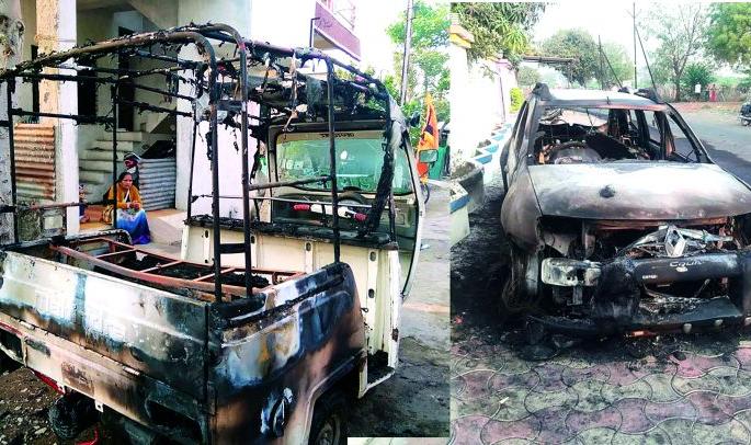 Khagam has raised the issue of 'Kabaddi' in city; Two vehicles were burnt! | खामगावात शहरातील ‘कबड्डी’चा वाद शिगेला; दोन वाहने पेटवली! Khagam has raised the issue of 'Kabaddi' in city; Two vehicles were burnt! | खामगावात शहरातील ‘कबड्डी’चा वाद शिगेला; दोन वाहने पेटवली!