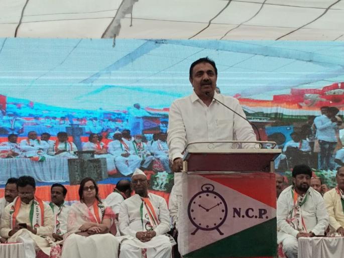 During the coalition government poor rural economy: Jayant Patil | युतीच्या कार्यकाळात ग्रामीण भागातील अर्थव्यवस्था दुबळी : जयंत पाटील During the coalition government poor rural economy: Jayant Patil | युतीच्या कार्यकाळात ग्रामीण भागातील अर्थव्यवस्था दुबळी : जयंत पाटील