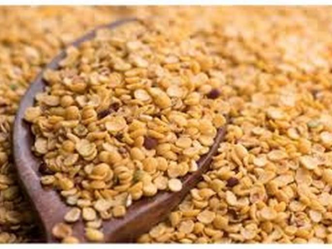 Tur and Moogdal again on the threshold of a hundred | तूर व मूगडाळ पुन्हा शंभरीच्या उंबरठ्यावर Tur and Moogdal again on the threshold of a hundred | तूर व मूगडाळ पुन्हा शंभरीच्या उंबरठ्यावर