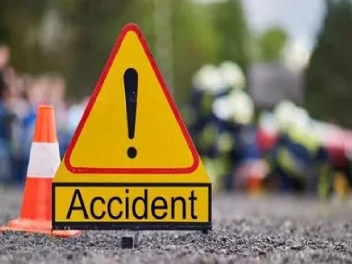 Three four-wheelers collided in the middle of the night at Pargaon Khandala on the Pune Bangalore highway | Satara: विचित्र अपघातात तीन चारचाकींचा चक्काचूर, खंडाळ्यात महामार्गावर दुर्घटना Three four-wheelers collided in the middle of the night at Pargaon Khandala on the Pune Bangalore highway | Satara: विचित्र अपघातात तीन चारचाकींचा चक्काचूर, खंडाळ्यात महामार्गावर दुर्घटना