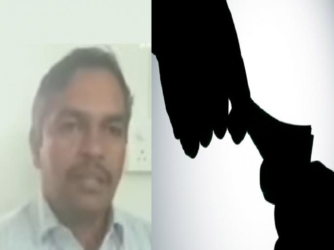 Four people including the chief officer caught in the bribery trap while taking a bribe of five lakhs, action taken in Karad | Satara: पाच लाखांची लाच घेताना मुख्याधिकाऱ्यासह चौघे लाचलुचपतच्या जाळ्यात, कऱ्हाडात कारवाई  Four people including the chief officer caught in the bribery trap while taking a bribe of five lakhs, action taken in Karad | Satara: पाच लाखांची लाच घेताना मुख्याधिकाऱ्यासह चौघे लाचलुचपतच्या जाळ्यात, कऱ्हाडात कारवाई