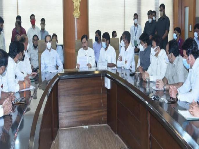 Follow-up for Kolhapur bench, testimony of Chief Minister in Mumbai meeting | कोल्हापूरला खंडपीठासाठी पाठपुरावा, मुख्यमंत्र्यांची मुंबईतील बैठकीत ग्वाही Follow-up for Kolhapur bench, testimony of Chief Minister in Mumbai meeting | कोल्हापूरला खंडपीठासाठी पाठपुरावा, मुख्यमंत्र्यांची मुंबईतील बैठकीत ग्वाही