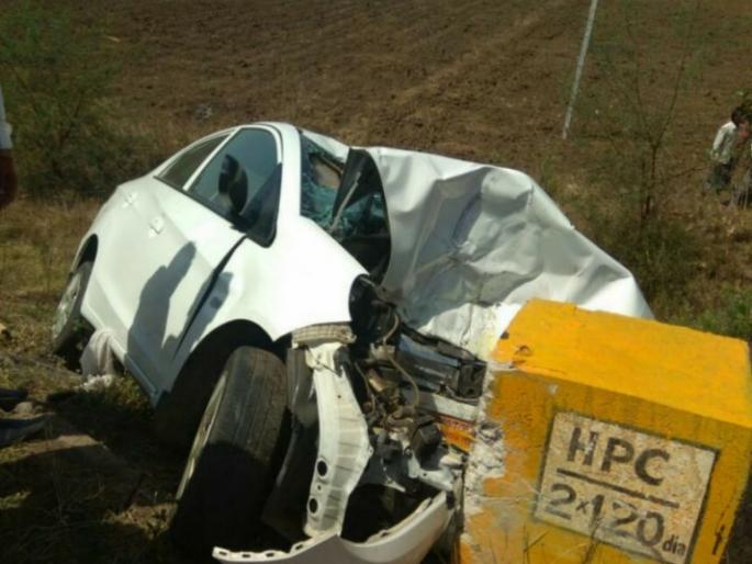 On Nagpur-Savner road Three people died in a serious accident | नागपूर - सावनेर मार्गावर भीषण अपघातात तिघांचा मृत्यू On Nagpur-Savner road Three people died in a serious accident | नागपूर - सावनेर मार्गावर भीषण अपघातात तिघांचा मृत्यू