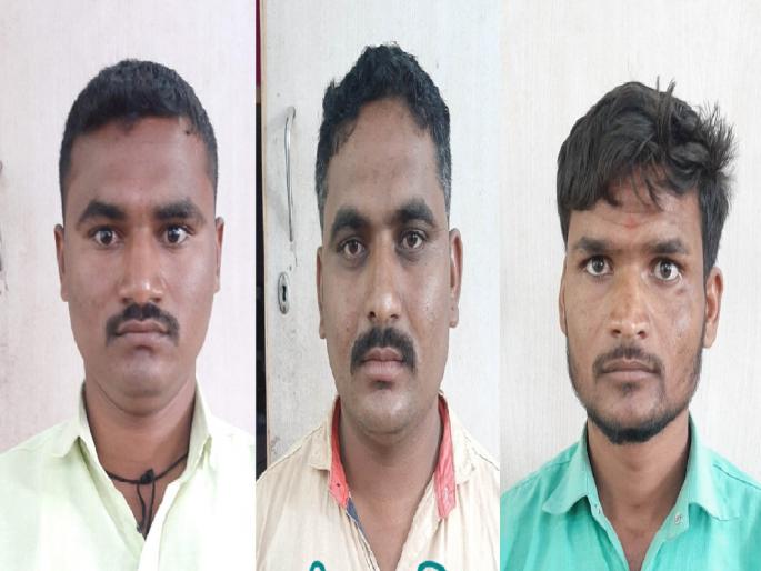 Ramesh Kharat gang who committed crimes in Umdi area deported, Sangli Superintendent of Police action | उमदी परिसरात गुन्हे करणारी रमेश खरात टोळी हद्दपार, सांगली पोलिस अधीक्षकांची कारवाई Ramesh Kharat gang who committed crimes in Umdi area deported, Sangli Superintendent of Police action | उमदी परिसरात गुन्हे करणारी रमेश खरात टोळी हद्दपार, सांगली पोलिस अधीक्षकांची कारवाई