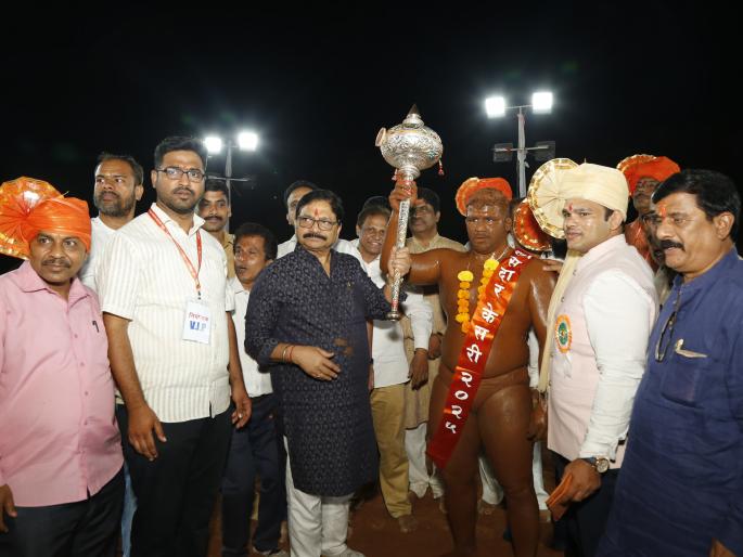 suman dahiya and prithviraj patil have carried their names on khasdar kesari kushti dangal 2025 | सुमन दहिया व पृथ्वीराज पाटील यांनी ‘खासदार केसरी कुस्ती दंगल–२०२५’ वर कोरले नाव suman dahiya and prithviraj patil have carried their names on khasdar kesari kushti dangal 2025 | सुमन दहिया व पृथ्वीराज पाटील यांनी ‘खासदार केसरी कुस्ती दंगल–२०२५’ वर कोरले नाव