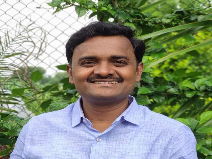 Citizens protest against the transfer of Tehsildar Kiran Jamdade | Satara News: रावसाहेब काहो चाललात... जरा थांबाना!, तहसीलदारांसाठी जनतेची आर्त आळवणी  Citizens protest against the transfer of Tehsildar Kiran Jamdade | Satara News: रावसाहेब काहो चाललात... जरा थांबाना!, तहसीलदारांसाठी जनतेची आर्त आळवणी