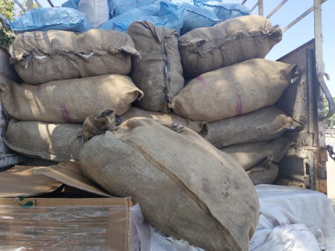 Gutkha worth Rs 55 lakh seized in Khed-Shivapur area; Rajgad police action | Pune News | खेड-शिवापूर परिसरात ५५ लाख रुपयांचा गुटखा जप्त; राजगड पोलिसांची कारवाई Gutkha worth Rs 55 lakh seized in Khed-Shivapur area; Rajgad police action | Pune News | खेड-शिवापूर परिसरात ५५ लाख रुपयांचा गुटखा जप्त; राजगड पोलिसांची कारवाई