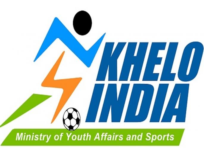 South India's spontaneous response to 'Play India' | ‘खेलो इंडिया’ला दक्षिण मुंबईकरांचा उत्स्फूर्त प्रतिसाद South India's spontaneous response to 'Play India' | ‘खेलो इंडिया’ला दक्षिण मुंबईकरांचा उत्स्फूर्त प्रतिसाद