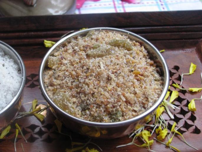 ganesh festival special receipe how to make khirapat | #BappachaNaivedya : बाप्पाच्या आरतीनंतर प्रसाद म्हणून वाटण्यासाठी तयार करा 'खिरापत'! ganesh festival special receipe how to make khirapat | #BappachaNaivedya : बाप्पाच्या आरतीनंतर प्रसाद म्हणून वाटण्यासाठी तयार करा 'खिरापत'!