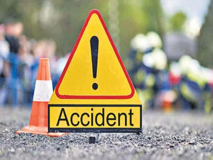 A young man was killed in an accident in front of his father, an ST bus hit him while he was standing on the road with his two-wheeler | वडिलांच्या डोळ्यासमोर तरुण अपघातात ठार, रस्त्याकडेला दुचाकीसह उभ्या असता एसटी बसने नेले फरफटत A young man was killed in an accident in front of his father, an ST bus hit him while he was standing on the road with his two-wheeler | वडिलांच्या डोळ्यासमोर तरुण अपघातात ठार, रस्त्याकडेला दुचाकीसह उभ्या असता एसटी बसने नेले फरफटत