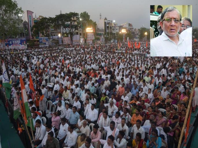 Frustration in BJP over 'Vajramooth' protest; 'Mileage' gained across the state due to agitation | ‘वज्रमूठ’च्या विरोधनाट्यावरून भाजपमध्ये धुसफूस; आंदोलनामुळे राज्यभरात मिळाले ‘मायलेज’ Frustration in BJP over 'Vajramooth' protest; 'Mileage' gained across the state due to agitation | ‘वज्रमूठ’च्या विरोधनाट्यावरून भाजपमध्ये धुसफूस; आंदोलनामुळे राज्यभरात मिळाले ‘मायलेज’