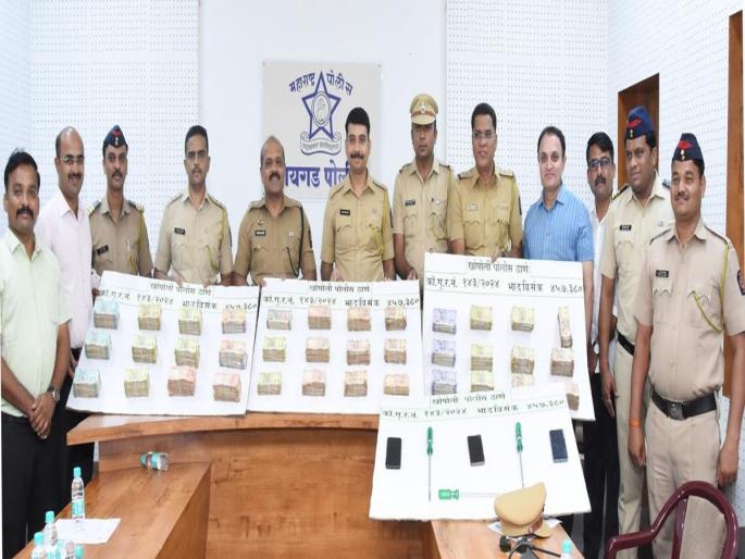 Raigad: Attal thieves arrested by Khopoli police | Raigad: अट्टल चोरट्यांना खोपोली पोलिसांनी केले जेरबंद  Raigad: Attal thieves arrested by Khopoli police | Raigad: अट्टल चोरट्यांना खोपोली पोलिसांनी केले जेरबंद