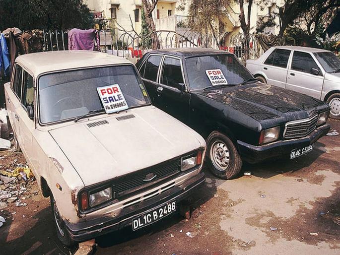 you have to spend 25 times more money for 15 years old vehicle's | जुन्या वाहनावर जिवापाड प्रेम करता? 15 वर्षांवरील वाहनासाठी २५ पट मोजा you have to spend 25 times more money for 15 years old vehicle's | जुन्या वाहनावर जिवापाड प्रेम करता? 15 वर्षांवरील वाहनासाठी २५ पट मोजा