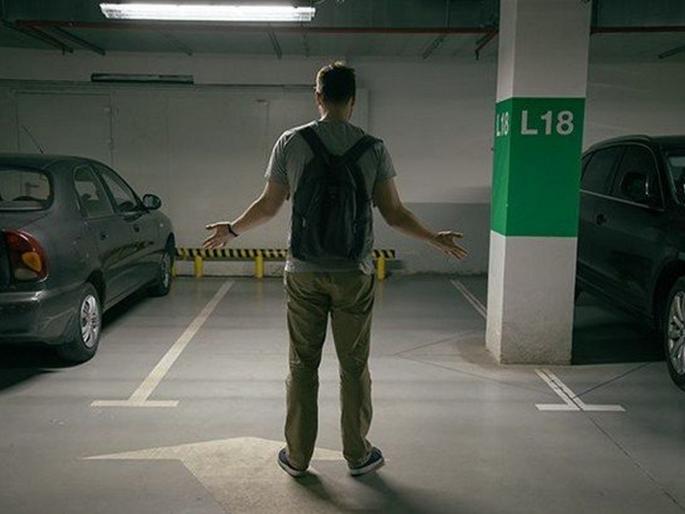 Car Insurance Claim: The car is stolen and there will be only one key...; Use this trick for insurance claims… | Car Insurence Claim: कार चोरीला गेली अन् एकच चावी असेल...; इन्शुरन्स क्लेमसाठी ही ट्रीक वापरा... Car Insurance Claim: The car is stolen and there will be only one key...; Use this trick for insurance claims… | Car Insurence Claim: कार चोरीला गेली अन् एकच चावी असेल...; इन्शुरन्स क्लेमसाठी ही ट्रीक वापरा...