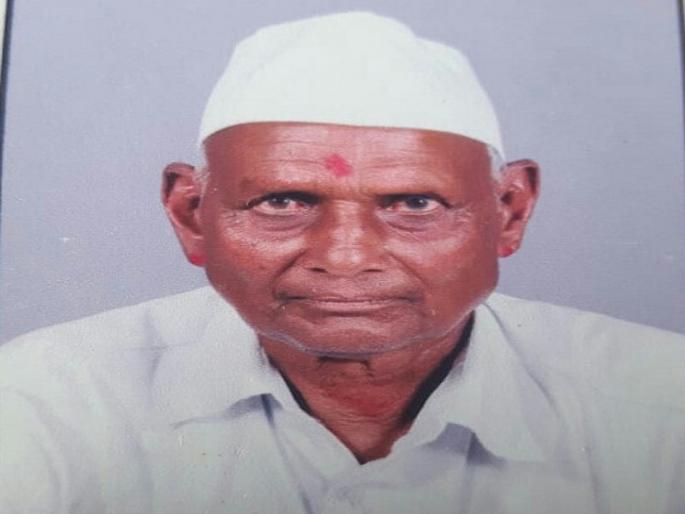Death of an elderly man while crossing a road in a heavy two-wheeler dash | भरधाव दुचाकीच्या धडकेत रस्ता ओलांडणाऱ्या वृद्धाचा मृत्यू Death of an elderly man while crossing a road in a heavy two-wheeler dash | भरधाव दुचाकीच्या धडकेत रस्ता ओलांडणाऱ्या वृद्धाचा मृत्यू