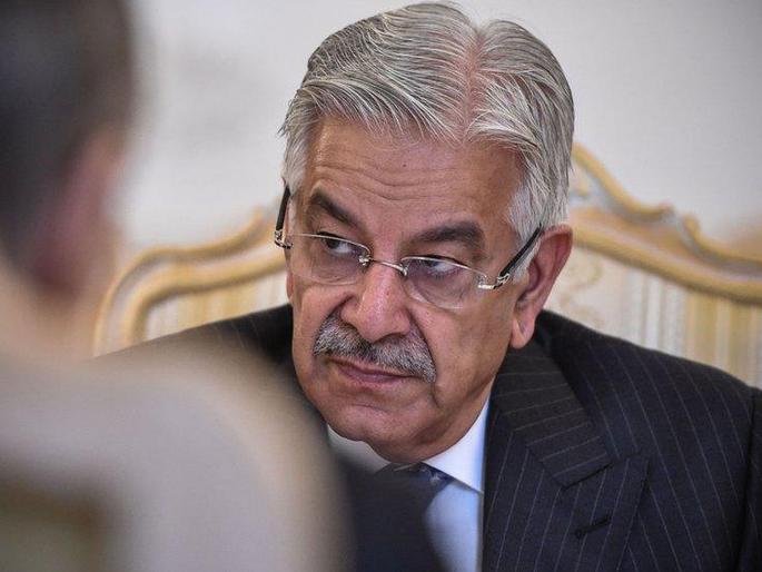 Pakistan-Afghanistan ceasefire in crisis! Relying on one line, Pakistan Defense Minister's big statement | पाकिस्तान-अफगाणिस्तान शस्त्रसंधी संकटात! एका ओळीवर अवलंबून, पाक संरक्षण मंत्र्यांचं मोठं विधान Pakistan-Afghanistan ceasefire in crisis! Relying on one line, Pakistan Defense Minister's big statement | पाकिस्तान-अफगाणिस्तान शस्त्रसंधी संकटात! एका ओळीवर अवलंबून, पाक संरक्षण मंत्र्यांचं मोठं विधान