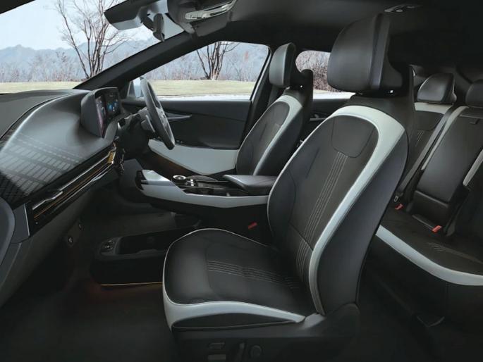 kia ev6 and ev9 car did not get a single customer in july 2025 Know the price | अहो आश्चर्यम्...! ६५० किमी पर्यंतची रेंज असलेल्या या २ कारला जुलै महिन्यात एकही ग्राहक मिळाला नाही! जाणून घ्या किंमत kia ev6 and ev9 car did not get a single customer in july 2025 Know the price | अहो आश्चर्यम्...! ६५० किमी पर्यंतची रेंज असलेल्या या २ कारला जुलै महिन्यात एकही ग्राहक मिळाला नाही! जाणून घ्या किंमत