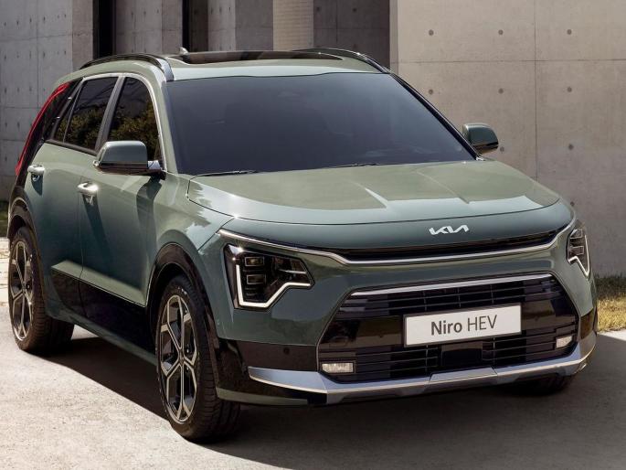 Kia Niro Electric SUV Showcased: hybrid, plug-in hybrid and fully electric SUV with bold, beautiful looks | Kia Niro Electric SUV: तुम्हाला हवी तेव्हा इलेक्ट्रीक, नको तेव्हा हायब्रिड! Kia ने सादर केली जादूगर एसयुव्ही Kia Niro Electric SUV Showcased: hybrid, plug-in hybrid and fully electric SUV with bold, beautiful looks | Kia Niro Electric SUV: तुम्हाला हवी तेव्हा इलेक्ट्रीक, नको तेव्हा हायब्रिड! Kia ने सादर केली जादूगर एसयुव्ही