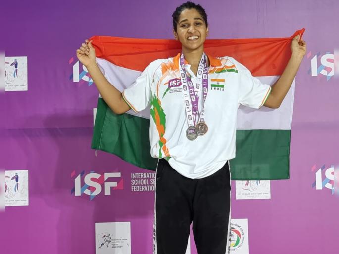 Mumbai's Kiara Bangera won a Silver and a Bronze medal ISF U15 World School Sport Games 2021, Belgrade, Serbia | महाराष्ट्राच्या कियारा बंगेरानं जागतिक शालेय स्पर्धेत जिंकली दोन पदकं Mumbai's Kiara Bangera won a Silver and a Bronze medal ISF U15 World School Sport Games 2021, Belgrade, Serbia | महाराष्ट्राच्या कियारा बंगेरानं जागतिक शालेय स्पर्धेत जिंकली दोन पदकं