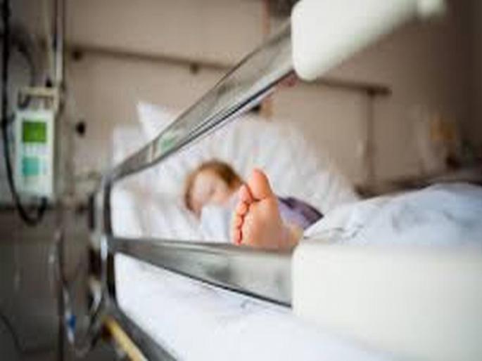 Kandivli train ramps down on parking; Six-year-old son dies | कांदिवलीत गाडी पार्किंगचा रॅम्प कोसळला; सहा वर्षांच्या मुलाचा मृत्यू Kandivli train ramps down on parking; Six-year-old son dies | कांदिवलीत गाडी पार्किंगचा रॅम्प कोसळला; सहा वर्षांच्या मुलाचा मृत्यू