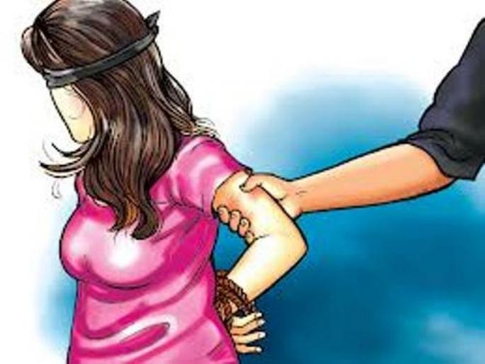 Married woman kidnapped by her brother because she did love marriage | कुटुंबियांच्या विरोधाला न जुमानता प्रेमविवाह केलेल्या विवाहितेचे अपहरण Married woman kidnapped by her brother because she did love marriage | कुटुंबियांच्या विरोधाला न जुमानता प्रेमविवाह केलेल्या विवाहितेचे अपहरण