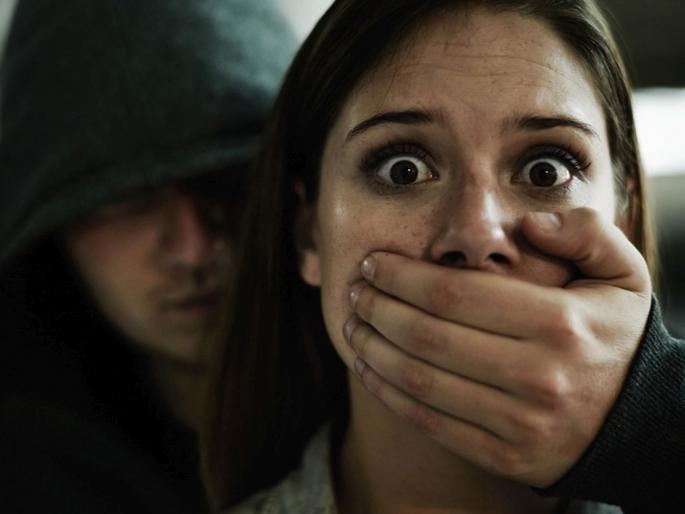 in akola girl makes fake story of kidnapping to get married with his boyfriend | बहिणीच्या घरातून परतताना तरुणीचं अपहरण; पोलीस लागले कामाला अन् समोर आला भलताच प्रकार in akola girl makes fake story of kidnapping to get married with his boyfriend | बहिणीच्या घरातून परतताना तरुणीचं अपहरण; पोलीस लागले कामाला अन् समोर आला भलताच प्रकार