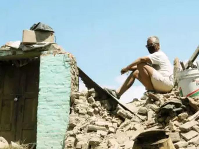 As many as 125 earthquakes in 31 years after 'Killari' | ‘किल्लारी’नंतर ३१ वर्षांत भूकंपाचे तब्बल १२५ धक्के; भूगर्भातून आवाज येण्याचे प्रमाणही वाढले As many as 125 earthquakes in 31 years after 'Killari' | ‘किल्लारी’नंतर ३१ वर्षांत भूकंपाचे तब्बल १२५ धक्के; भूगर्भातून आवाज येण्याचे प्रमाणही वाढले