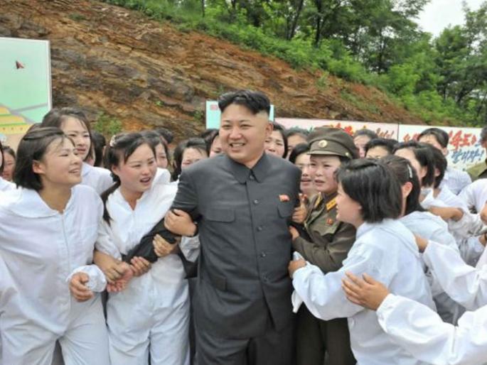 25 young women for Kim Jong un's 'Pleasure Squad'; one girls was selected twice, but... | किम जोंगच्या ‘प्लेझर स्क्वॉड’साठी २५ तरुणी; तिची दोनदा निवड झाली, पण... 25 young women for Kim Jong un's 'Pleasure Squad'; one girls was selected twice, but... | किम जोंगच्या ‘प्लेझर स्क्वॉड’साठी २५ तरुणी; तिची दोनदा निवड झाली, पण...