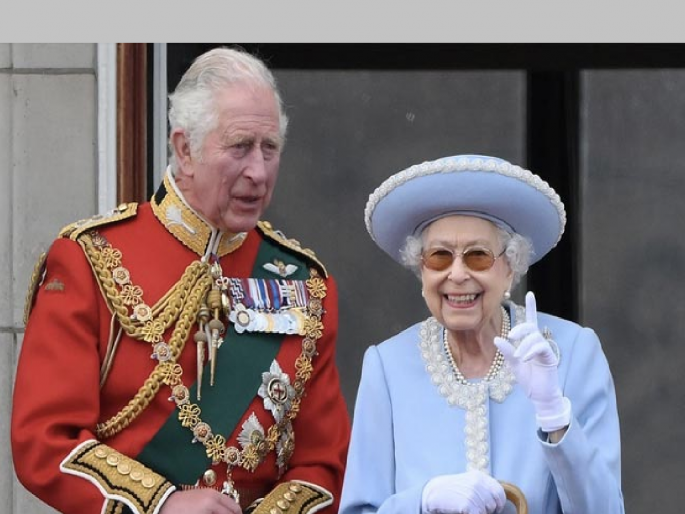 People's refusal to accept King Charles as king, demand to end the monarchy | किंग चार्ल्सला राजा म्हणून स्वीकारण्यास लोकांचा नकार, राजेशाही संपवण्याची मागणी... People's refusal to accept King Charles as king, demand to end the monarchy | किंग चार्ल्सला राजा म्हणून स्वीकारण्यास लोकांचा नकार, राजेशाही संपवण्याची मागणी...