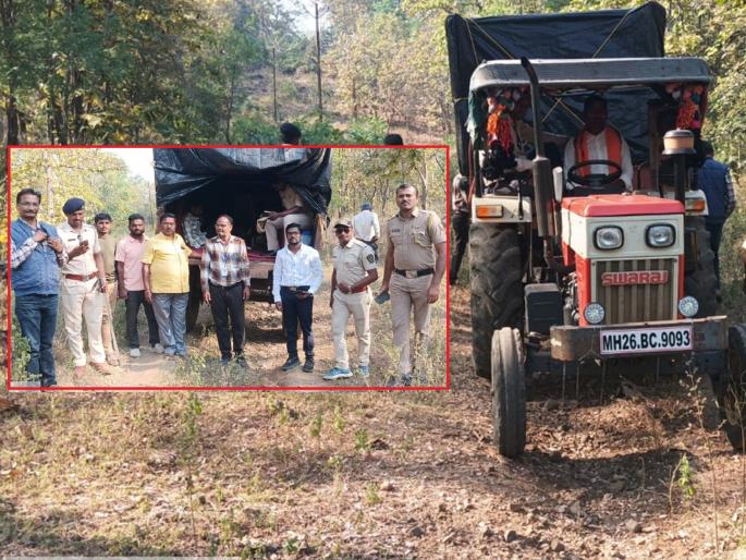 Workers and election materials were taken from the forest by tractor, Waghadari villagers voted for the first time in the village of Kinwat | जंगलातून ट्रॅक्टरने गेले कर्मचारी अन् EVM, पहिल्यांदाच ग्रामस्थांनी गावात केलं मतदान Workers and election materials were taken from the forest by tractor, Waghadari villagers voted for the first time in the village of Kinwat | जंगलातून ट्रॅक्टरने गेले कर्मचारी अन् EVM, पहिल्यांदाच ग्रामस्थांनी गावात केलं मतदान