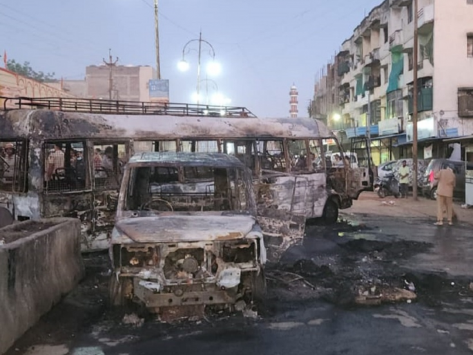 86 accused in Kiradpura riots case out on bail; 5 accused still free, this year police alert | किराडपुरा जाळपोळीतील ८६ आरोपी जामिनावर बाहेर; ५ सूत्रधार पसारच, यंदा पोलिस अलर्ट 86 accused in Kiradpura riots case out on bail; 5 accused still free, this year police alert | किराडपुरा जाळपोळीतील ८६ आरोपी जामिनावर बाहेर; ५ सूत्रधार पसारच, यंदा पोलिस अलर्ट
