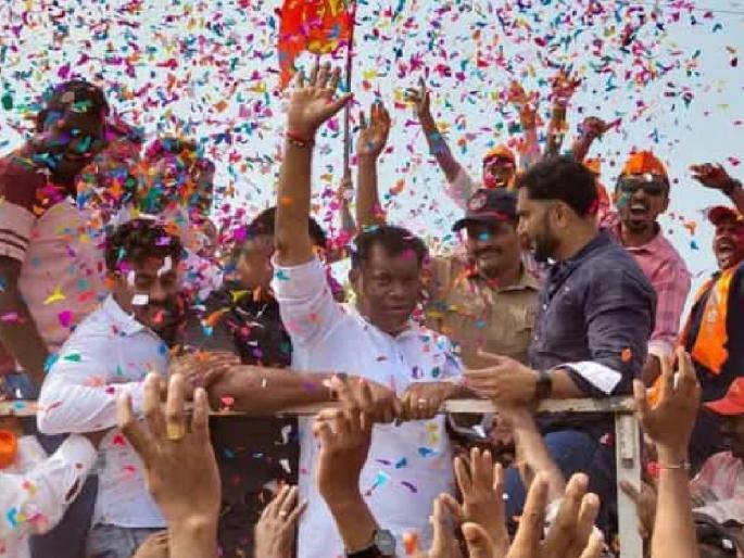 MLA Kiran Samanta changed the mood of Rajapur, took the lead in Devachegothane Gana who was against the refinery | आमदार किरण सामंत यांनी बदलला राजापूरचा मूड, सर्व पंचायत समिती गणात मिळवले मताधिक्य MLA Kiran Samanta changed the mood of Rajapur, took the lead in Devachegothane Gana who was against the refinery | आमदार किरण सामंत यांनी बदलला राजापूरचा मूड, सर्व पंचायत समिती गणात मिळवले मताधिक्य