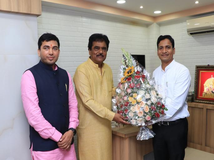 Mumbai graduate election Kiran Shelar will be campaigned by Dr. Deepak Sawant | मुंबई पदवीधर निवडणुकीत डॉ. दीपक सावंत करणार किरण शेलार यांचा प्रचार Mumbai graduate election Kiran Shelar will be campaigned by Dr. Deepak Sawant | मुंबई पदवीधर निवडणुकीत डॉ. दीपक सावंत करणार किरण शेलार यांचा प्रचार