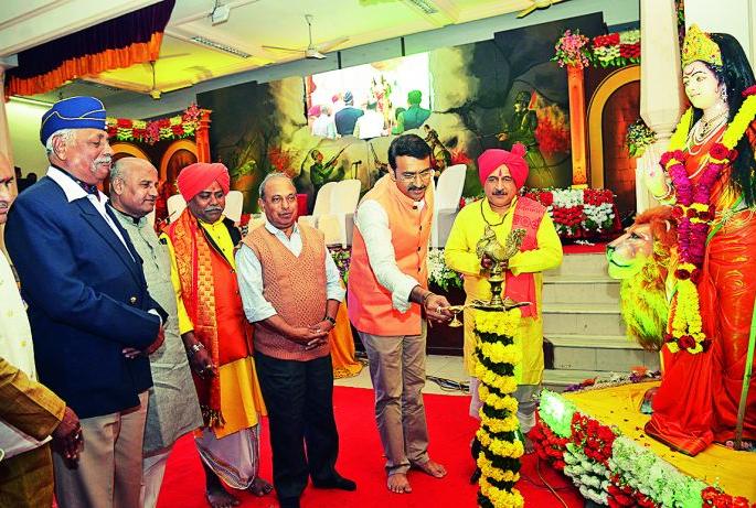 You do not want war, but you have to be warlike: Chaurudatta Afale | युद्ध नको असेल तरी युद्धसज्ज असावेच लागते : चारुदत्त आफळे You do not want war, but you have to be warlike: Chaurudatta Afale | युद्ध नको असेल तरी युद्धसज्ज असावेच लागते : चारुदत्त आफळे