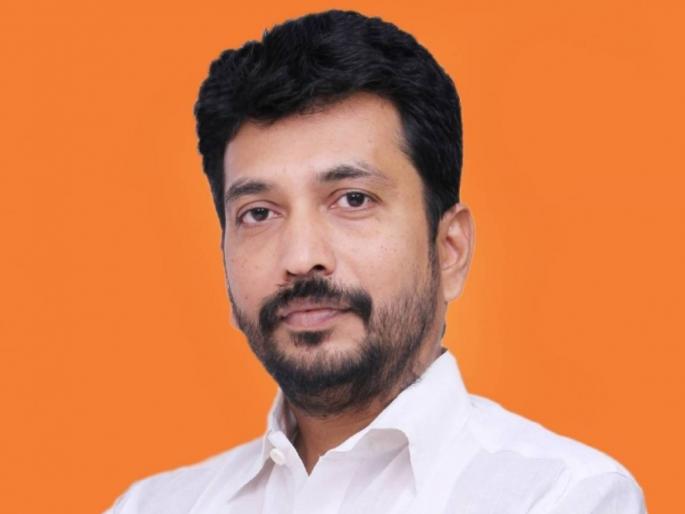 Uddhav Thackeray announced the candidature of Amol Kirtikar from North West Mumbai Lok Sabha Constituency | उद्धव ठाकरेंनी उत्तर पश्चिम मुंबई लोकसभा मतदार संघातून जाहीर केली अमोल कीर्तिकर यांची उमेदवारी Uddhav Thackeray announced the candidature of Amol Kirtikar from North West Mumbai Lok Sabha Constituency | उद्धव ठाकरेंनी उत्तर पश्चिम मुंबई लोकसभा मतदार संघातून जाहीर केली अमोल कीर्तिकर यांची उमेदवारी