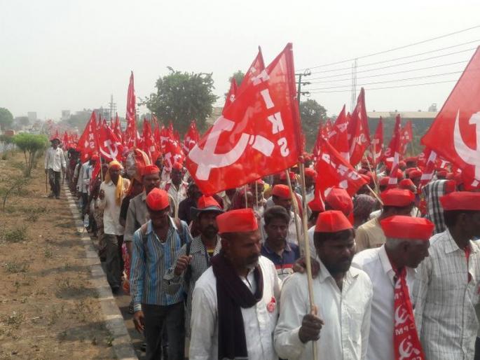 Kisan Long March: Railway for Marchak, ST Ready, return journey, Sukhkar | Kisan Long March : मोर्चेक-यांसाठी रेल्वे, एसटी सज्ज, परतीचा प्रवास सुखकर Kisan Long March: Railway for Marchak, ST Ready, return journey, Sukhkar | Kisan Long March : मोर्चेक-यांसाठी रेल्वे, एसटी सज्ज, परतीचा प्रवास सुखकर