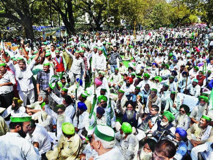 After Mumbai, farmers should take control of Swaminathan Commission in Delhi | मुंबईनंतर शेतकरी धडकले दिल्लीत, स्वामीनाथन आयोगाची अंमलबजावणी हवी After Mumbai, farmers should take control of Swaminathan Commission in Delhi | मुंबईनंतर शेतकरी धडकले दिल्लीत, स्वामीनाथन आयोगाची अंमलबजावणी हवी