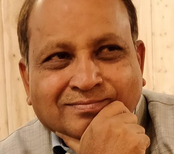 Improvement in the policy of crop loan allocation - Kishor Tiwari | पीक कर्ज वाटपाच्या धोरणात हवी सुधारणा - किशोर तिवारी Improvement in the policy of crop loan allocation - Kishor Tiwari | पीक कर्ज वाटपाच्या धोरणात हवी सुधारणा - किशोर तिवारी