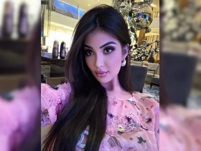 Jennifer Pamplona has undergone multiple cosmetic surgeries since the early age of 17 | कर्दाशियनसारखं दिसण्यासाठी ३० शस्त्रक्रिया; मात्र आता तिला कधीच आई होता येणार नाही Jennifer Pamplona has undergone multiple cosmetic surgeries since the early age of 17 | कर्दाशियनसारखं दिसण्यासाठी ३० शस्त्रक्रिया; मात्र आता तिला कधीच आई होता येणार नाही