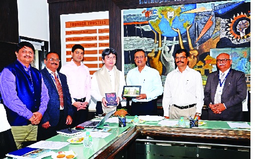 Opportunity for research in Center of Excellence 'Vehicle Hybrid' in KIT: Agreement with Caliconic Convention | ‘केआयटी’मध्ये सेंटर आॅफ एक्सलन्स ‘वाहन हायब्रीड’मध्ये संशोधनाची संधी : कॅलसॉनिक कन्सायसमवेत होणार करार Opportunity for research in Center of Excellence 'Vehicle Hybrid' in KIT: Agreement with Caliconic Convention | ‘केआयटी’मध्ये सेंटर आॅफ एक्सलन्स ‘वाहन हायब्रीड’मध्ये संशोधनाची संधी : कॅलसॉनिक कन्सायसमवेत होणार करार